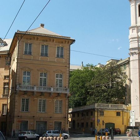 The Hostel In Genova Exteriör bild